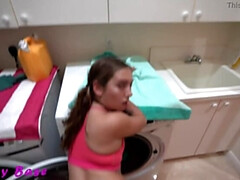 Gros cul, Frère, Gorge profonde, Queue, Faciale, Soeurs, Tabou, Adolescente