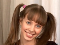 18 jahre, Arsch, Nackt, Natürlichen titten, Zierlich, Muschi, Solo, Jungendliche (18+)