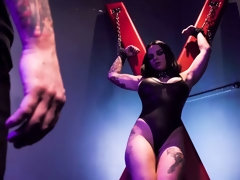 Mamada, Amarrada, Estilo perrito, Dominación, Fetiche, Pajear, Sexo duro, Madres para coger