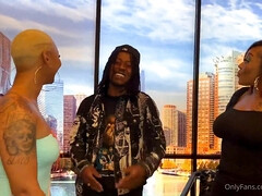 Culo, Culo grande, Negro, Rubia, Tetona, Corridas, Pajear, Trio