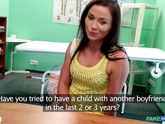 Любители, Кончили внутрь, Доктор, Лизание, В офисе, Киски, Униформа, Подглядывание