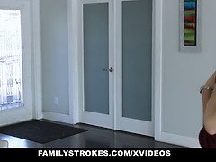 Cousine, Tir de sperme, En levrette, Hard, Hd, Rasée, Fils, Adolescente