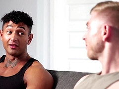 Sucer une bite, Gorge profonde, Queue, Homosexuelle, Branlette thaïlandaise, Interracial, Muscle, Chevaucher