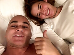 Slaapkamer, Grote kont, Grote lul, Pijpbeurt, Hondjeshouding, Natuurlijke tieten, Tiener, Tieten likken