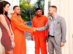 Pijpbeurt, Bruinharig, Dubbele penetratie, Fetisj, Hardcore, Ondergoed, Tiener, Trio