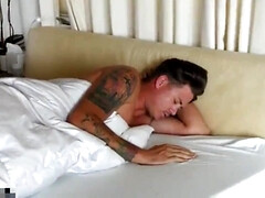 Amateur, Asiatique, Blonde, Sucer une bite, Queue, Européenne, Hard, Fait maison