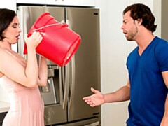 Leie, Grosser arsch, Grosser schwanz, Blasen, Hundestellung, Milf, Kurzes haar, Titten