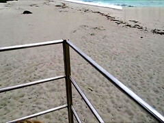 Amateur, Plage, Sucer une bite, Mignonne, Gorge profonde, Faciale, Public, Chatte