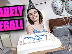 Pijpbeurt, Aangekleed, Hd, Interraciaal, Natuurlijke tieten, Gezichtspunt, Geschoren, Tiener