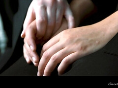 Grote mammen, Bruinharig, Hd, Lesbisch, Likken, Natuurlijke tieten, Buiten, Kut duiken