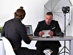 Tussi, Blasen, Pummelig, Spermaladung, Schlampe, Ablutschen, Flotter dreier, Titten