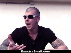 Blonde, Tir de sperme, En levrette, Poilue, Hd, Petite femme, Maigrichonne, Adolescente