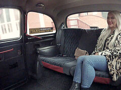 Coche, Hablar sucio, Penetracion con dedos, Lesbiana