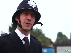 フェラチオ, バス, バック, 女 人男 人, 淫乱熟女, ポリス, 赤毛, 三人