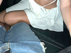 デカ尻, デカチン, 車, 公共