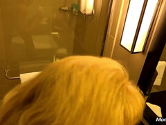 Kont, Grote lul, Grote mammen, Sperma shot, Sperma in gezicht, Handbeurt, Naakt, Tieten likken