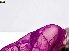 Любители, Минет, Женское доминирование, Фетиш, Ласковые ручки, Мастурбация, Зрелые, Милф