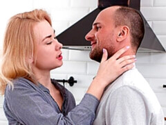 Anaal, Grote lul, Blond, Pijpbeurt, Hondjeshouding, Natuurlijke tieten, Kort haar, Mager