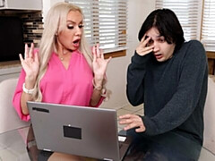 Beautiful sideways pose fuck with a long-legged blonde Anna Kolba