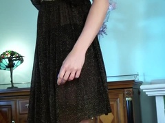 Grosse titten, Blondine, Kleid, Absätze, Masturbation, Muschi