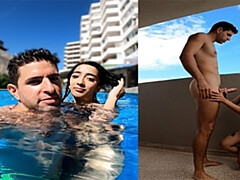 フェラチオ, 茶髪の, チン, プール, 公共, 現実, スペイン人, タトゥー