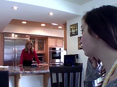 Gros cul, Lesbienne, Léchez, Mère que j'aimerais baiser, Chatte, Belle mère, Jarretelles, Adolescente