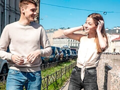 ブロンド, フェラチオ, バック, 指いじり, なめる, 剃毛, ガリガリ, ティーン