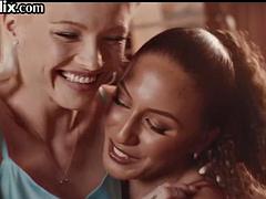 Chica, Tetas grandes, Erótico, Fetiche, Penetracion con dedos, Lesbiana, Strapon, Juguetes