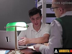 Anal, Gorge profonde, En levrette, Partouze, Hard, Masturbation, Orgie, Rugueux