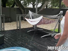 Большие сиськи, Минет, Семяизвержение, Глубокая глотка, Секс без цензуры, Хд, Латиноамериканки, От первого лица