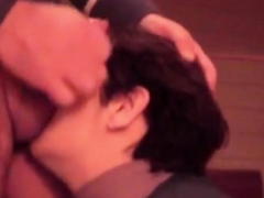 Moglie Italiana Capelli Corti Fa Un Bocchino E Ingoia