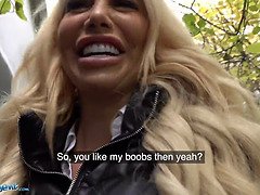 Blasen, Geile alte tussi, Milf, Mutti, Pov, Öffentlich, Muschi, Titten