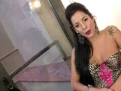 Fille latino, Espagnole