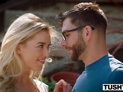 Couple, Seins naturels