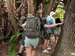 Negro, Morena, Coche, Polla, Enorme, Masturbación, Al aire libre, Tatuaje