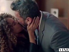 Pijpbeurt, Bruinharig, Sperma in mond, Hondjeshouding, Sperma in gezicht, Handbeurt, Kut duiken, Rijden