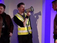 Секс без цензуры, Огромные размеры