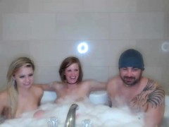 Grupo, Madres para coger, Ducha, Adolescente