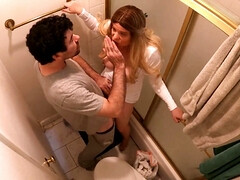 Cuarto de baño, Tetas grandes, Rubia, Madres para coger, Tetas naturales, Pov, Tragarse, Esposa