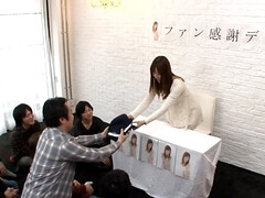 Mamada, Corrida, Garganta profunda, Corridas faciales, Grupo, Hd, Japonés, Pezones