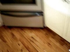 お尻, キッチン, レズビアン, なめる, 自然山雀, 看護婦, ピアス, オッパイの