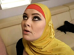 Leie, Grosser arsch, Grosser schwanz, Grosse titten, Blasen, Hundestellung, Milf, Geld