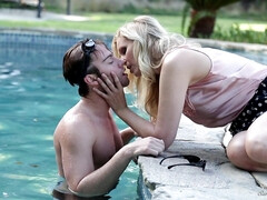 Большие сиськи, Блондинки, Грудастые, Лизание, Зрелые, Милф, Киски, Сиськи