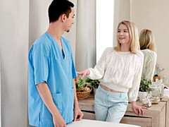 18 años, Verga grande, Mamada, Estilo perrito, Masaje, Flaco, Adolescente, Tetas