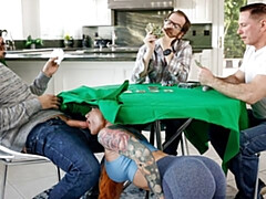 Bad, Blasen, Kehlenfick, Würgen, Hardcore, Hd, Rotschopf, Flotter dreier
