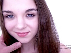 18 ans, Amateur, Sucer une bite, Mignonne, Orgasme, Petite femme, Adolescente, Nénés