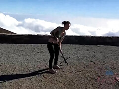 Jade Nile's Intimate Encounter with Sea Creatures: An Amateur Foot Fetish Experience