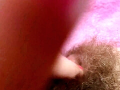 Grosser kitzler, Fingern, Behaart, Hd, Masturbation, Orgasmus, Muschi, Solo