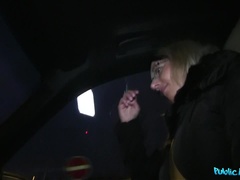 Amateur, Mamada, Coche, Engañando, Corrida, Estilo perrito, Pov, Coño