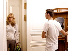 Grote mammen, Blond, Hd, Rijpe lesbienne, Natuurlijk, Kut duiken, Geschoren, Douche